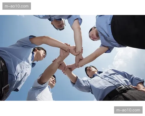 赛事保障团队利用实时流媒体传输技术在现阶段大幅缩短复盘周期